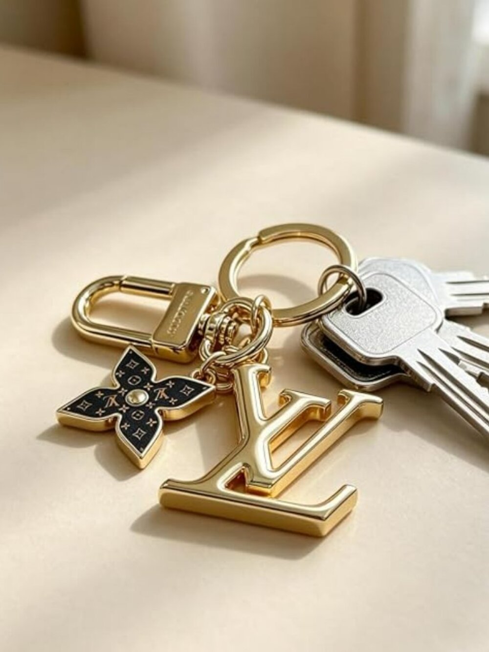 NEW! LUXURY VIBES SOLID METAL BAG CHARM KEYCHAIN